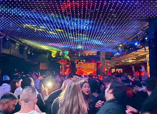 canada/niagara-falls/nightclub/dragonfly-nightclub