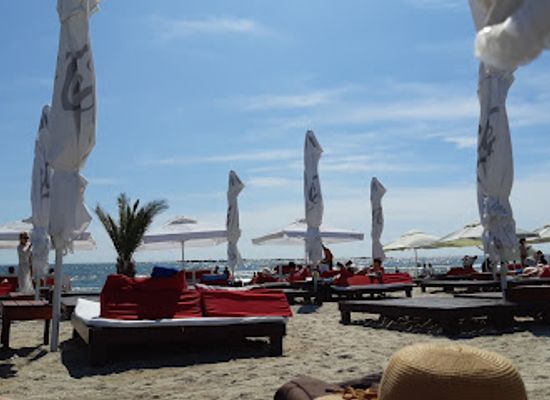 romania/constanta/nightclub/club-summer-crush
