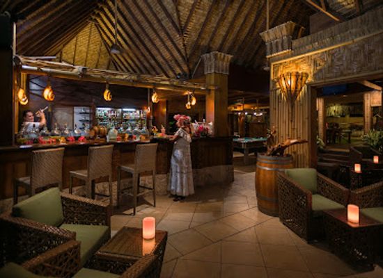 french-polynesia/bora-bora/nightclub/vini-vini-bar