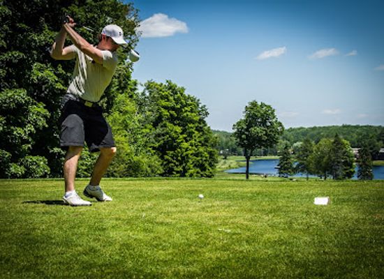 canada/haliburton-highlands/nightclub/pinestone-resort-golf-course