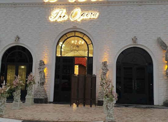 iraq/karbala/nightclub/sala-aras-al-opera