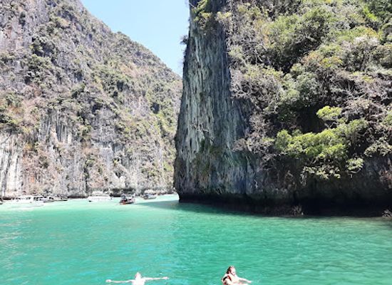 thailand/koh-phi-phi/nightclub/beach-partys-phi-phi