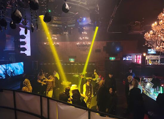 japan/kyushu/nightclub/gala-resort-nakasu-fukuoka-hakata-night-club