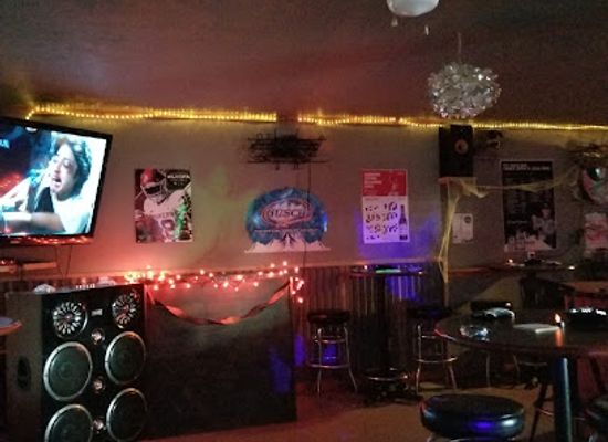 oklahoma/norman/nightclub/old-number-9-bar