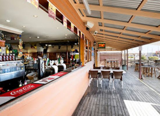 australia/fraser-coast/nightclub/bay-central-tavern