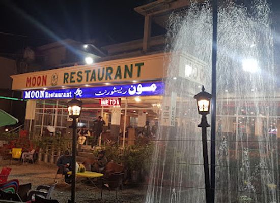 pakistan/naran/nightclub/moon-restaurant