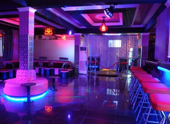 ghana/central-region/nightclub/fizzles-platinum-lounge-nightclub