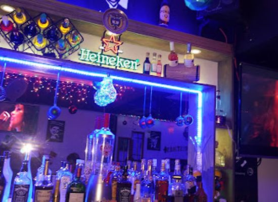 aruba/tanki-leendert/nightclub/los-cochozos