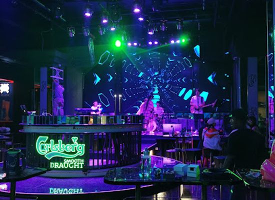 malaysia/malacca/jonker-street/nightclub/catwalk-music-club
