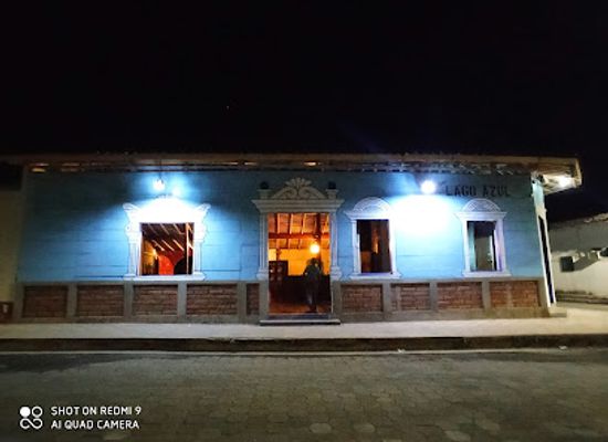 nicaragua/ometepe/nightclub/bar-lago-azul
