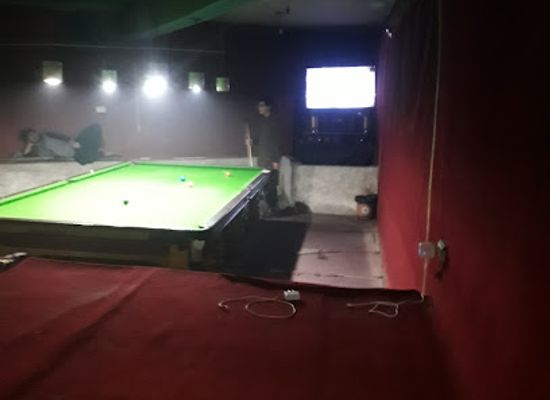 pakistan/quetta/nightclub/new-english-snooker-club