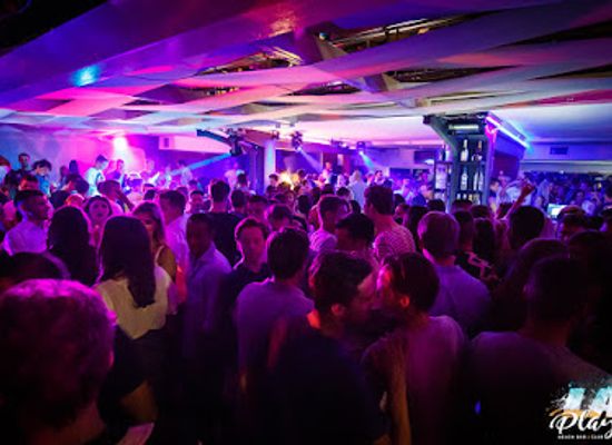 croatia/split/bacvice/nightclub/la-playa-day-night