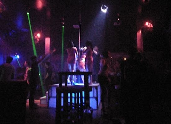 indonesia/bengkulu/nightclub/aleksis-x-karaoke