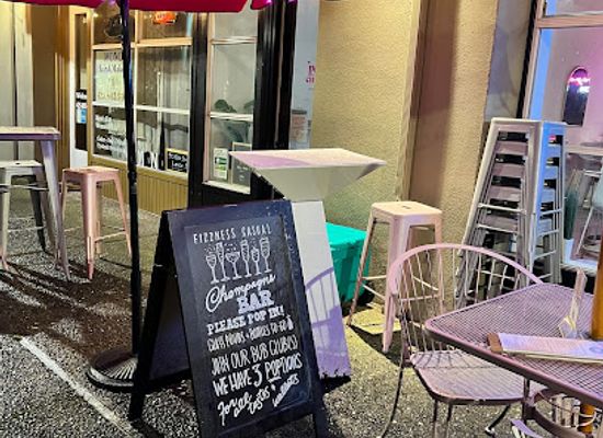 washington/kirkland/nightclub/pop-culture-champagne-bar
