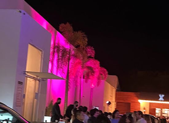 mexico/pacific-coast/nightclub/strana
