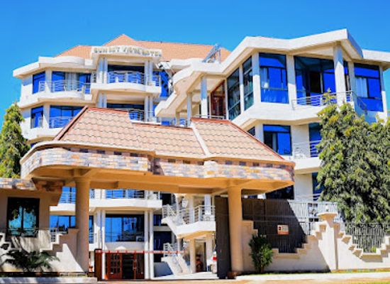 tanzania/kigoma/nightclub/sunset-vista-hotel