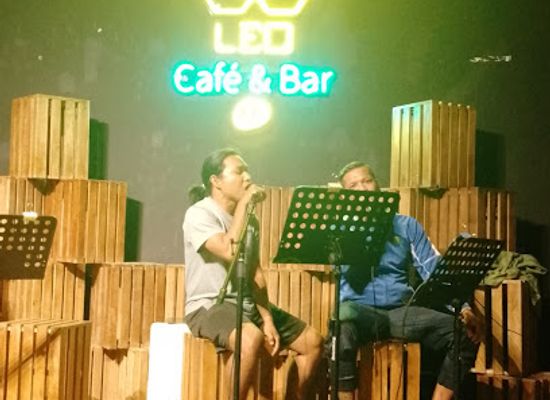 myanmar-burma/naypyidaw/nightclub/leo-cafe-bar