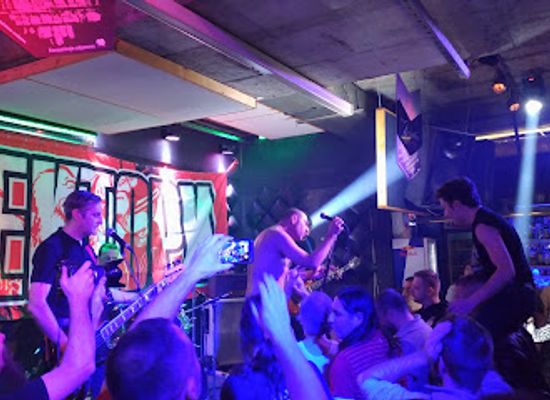 serbia/srem/nightclub/club-fest