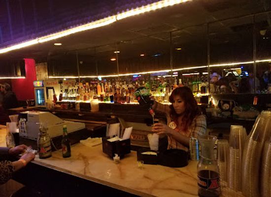 texas/permian-basin/nightclub/la-avenida