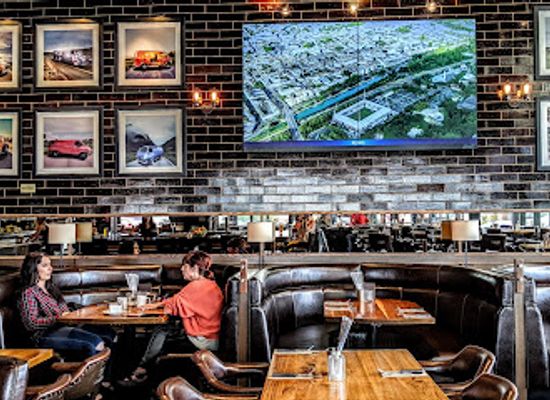 canada/western-manitoba/nightclub/browns-socialhouse-brandon