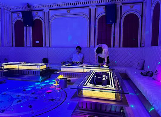 myanmar-burma/lower-myanmar/nightclub/royal-studio-family-ktv