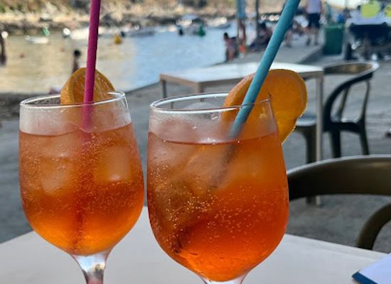 malta/xlendi/nightclub/gelateria-mille-gusti
