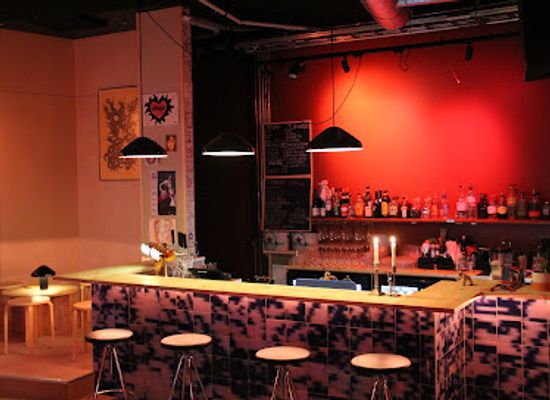 norway/bergen/floyen/nightclub/rommet