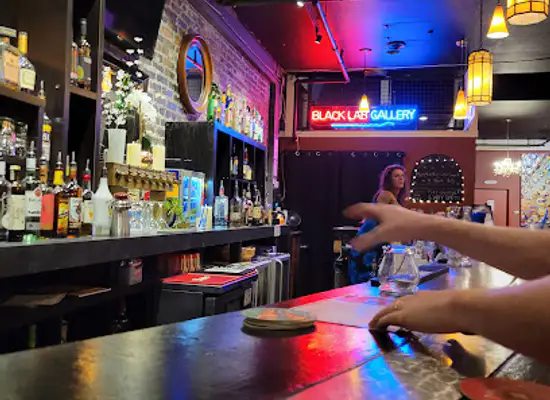 washington/everett/nightclub/black-lab-gallery-bar