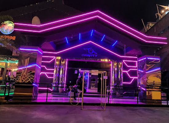 bolivia/cochabamba/nightclub/discoteca-club-gravity