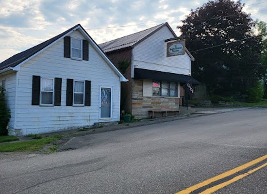 ohio/amish-country/nightclub/brick-town-tavern