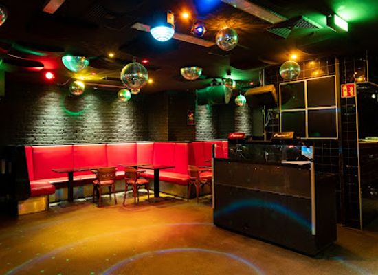 austria/vienna/simmering/nightclub/camera-club