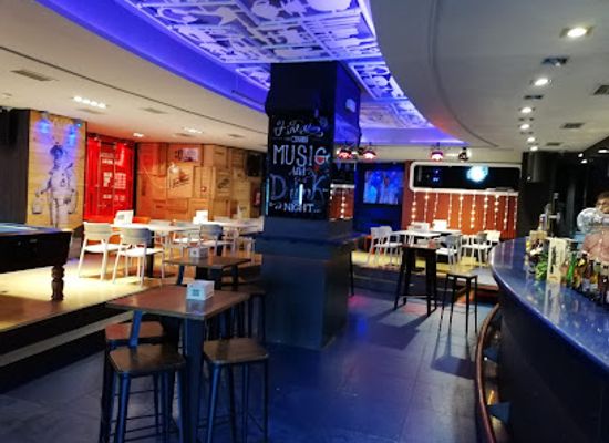 spain/bilbao/deusto/nightclub/bar-satelite