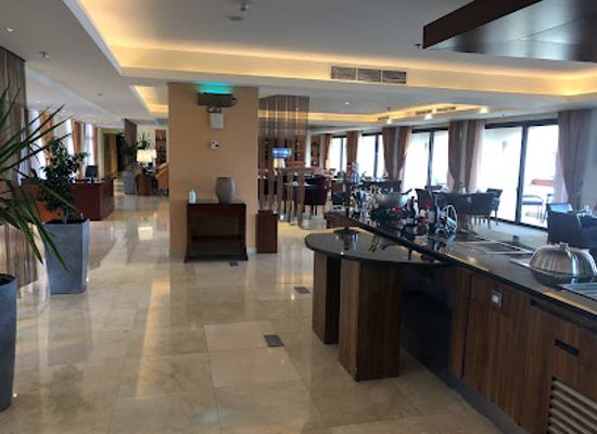 egypt/taba/nightclub/club-intercontinental-executive-lounge