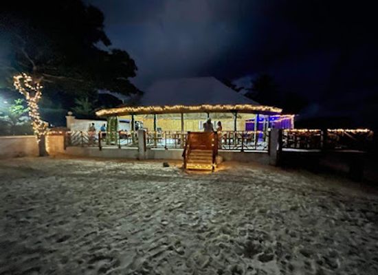 samoa/lalomanu-beach/nightclub/lululosa-beach-fales-bar-grill