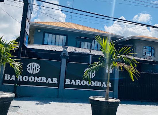 guyana/essequibo-river/nightclub/baroombar
