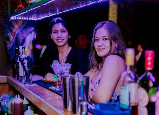 peru/huanuco/nightclub/makondos-discoteca
