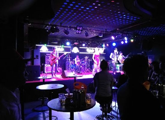 laos/central-laos/nightclub/phoenix-night-club