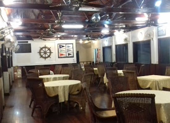 brunei/ulu-belait/nightclub/kuala-belait-boat-club