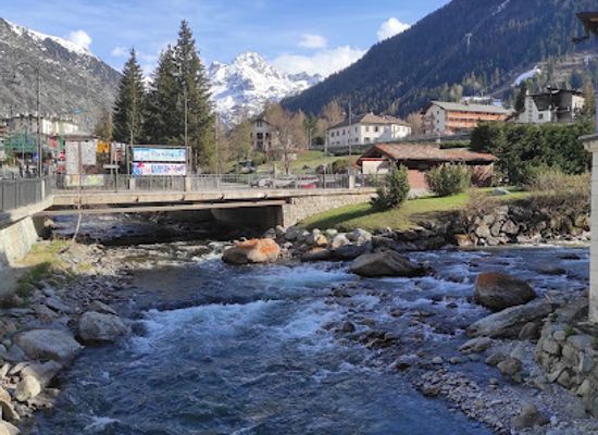 italy/la-thuile/nightclub/l-altro-lounge-drink
