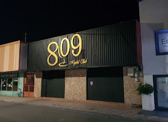 aruba/natural-pool/nightclub/809-nightclub