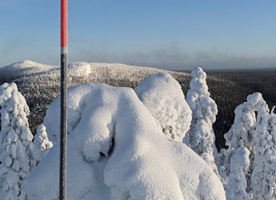finland/ruka/nightclub/ruka-village-to-valley-gondola-hill-station