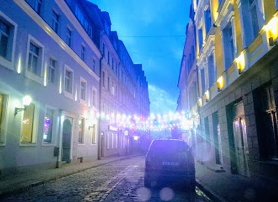 latvia/daugava-river-valley/nightclub/puce-club-at-night