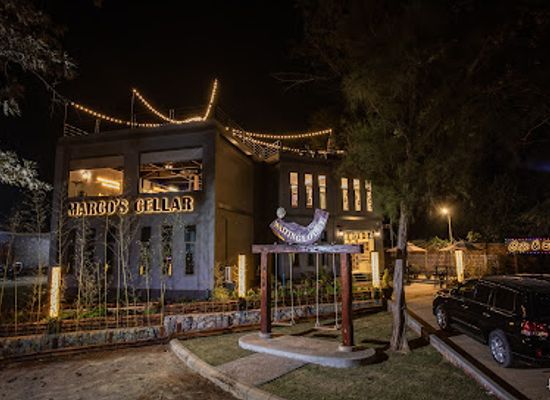 myanmar-burma/pyin-oo-lwin/nightclub/marco-s-cellar-pyin-oo-lwin