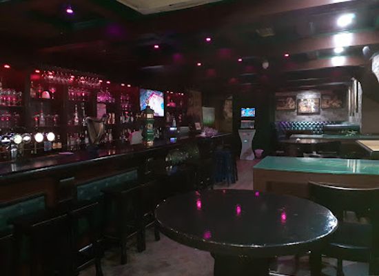 montenegro/kotor/nightclub/pub-as