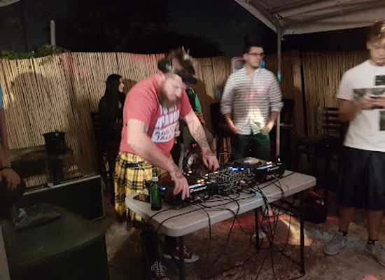 florida/gold-coast/nightclub/klub-kutters-bar-lounge