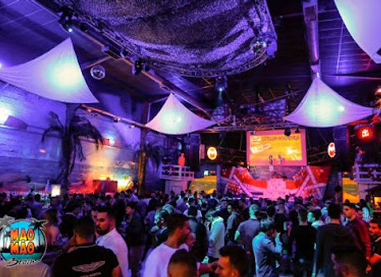 spain/bilbao/deusto/nightclub/mao-mao-beach
