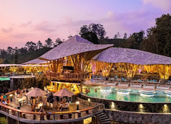 sri-lanka/ella/nightclub/ravana-pool-club