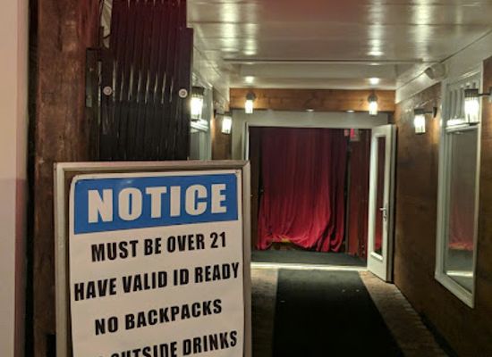 massachusetts/provincetown/nightclub/velvet-lounge-cabaret