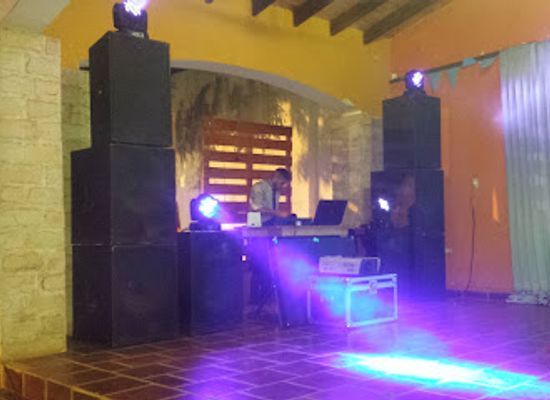 paraguay/central-department/nightclub/hd-audio-mobile-disco