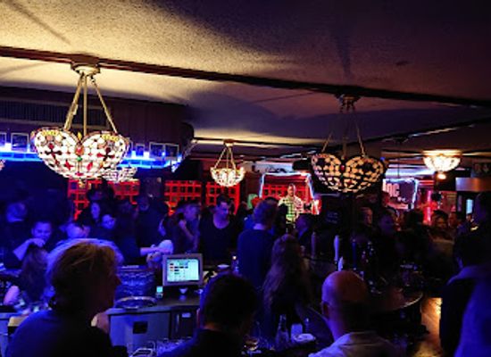 switzerland/zermatt/nightclub/papperla-pub